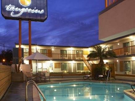 The Tangerine - A Burbank Hotel