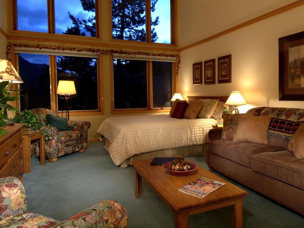 Mountain House Neighborhood by Keystone Resort